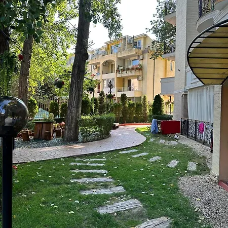 Sweet Homes